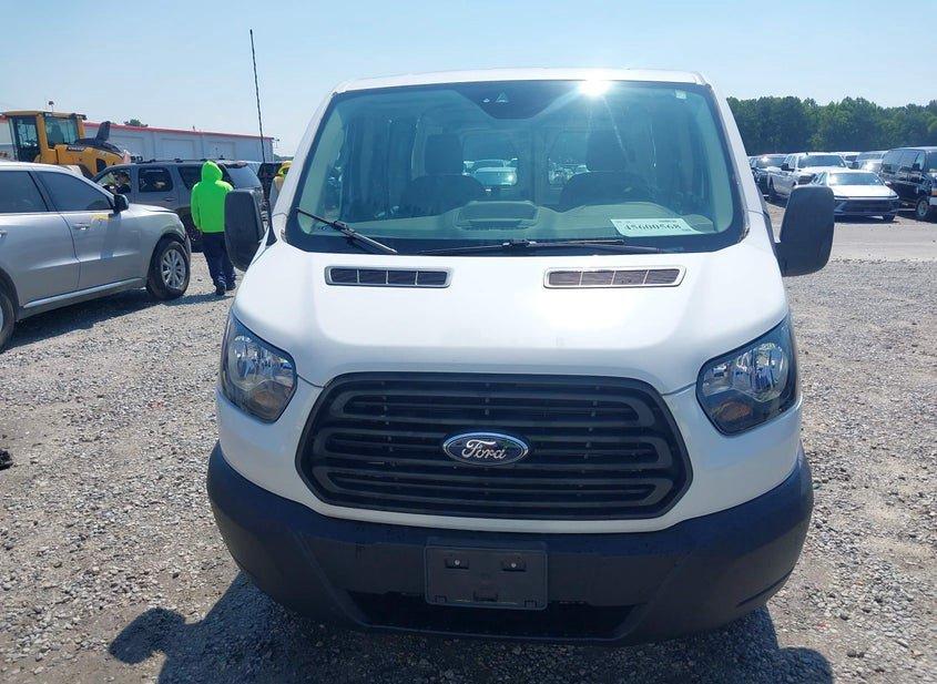 Ford Transit-150