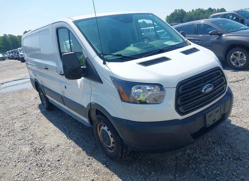 Ford Transit-150