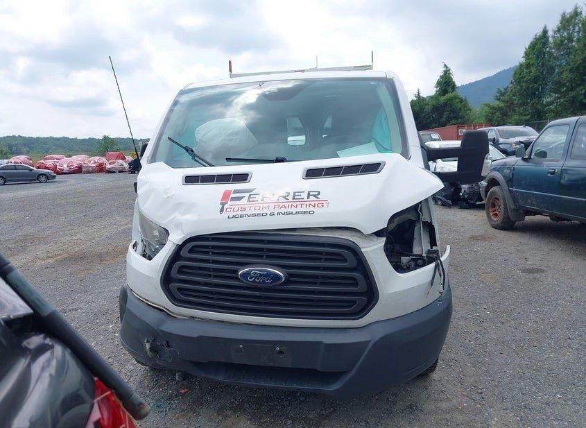 Ford Transit-250