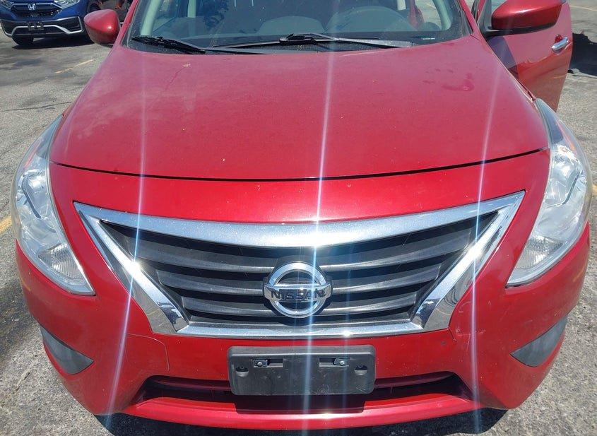 Nissan Versa