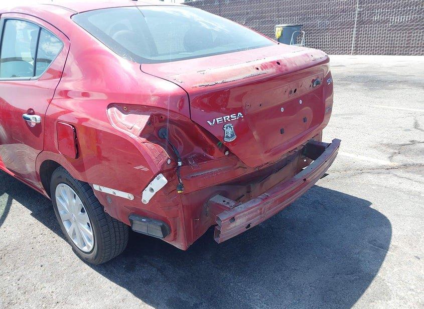 Nissan Versa