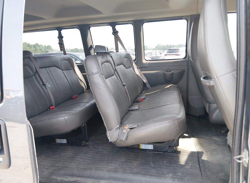 Chevrolet Express 3500