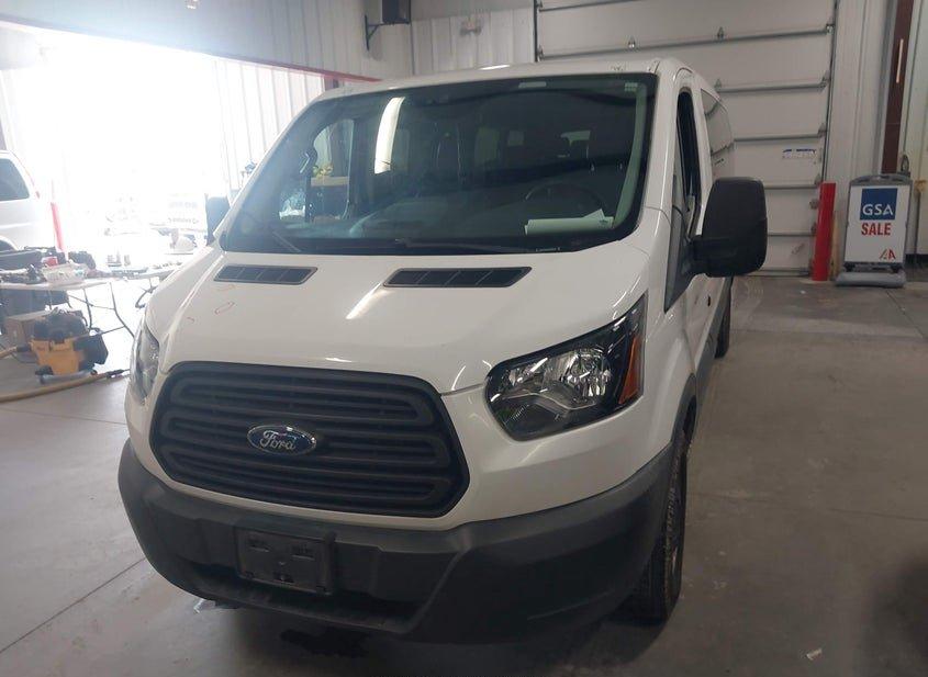 Ford Transit-350