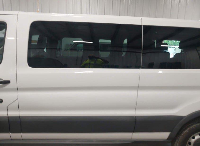 Ford Transit-350