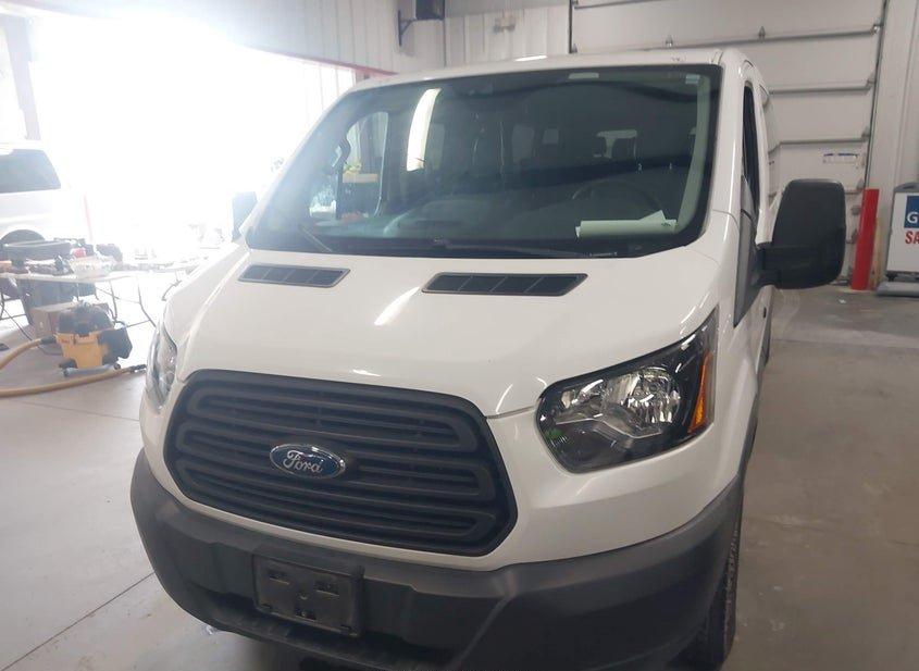 Ford Transit-350
