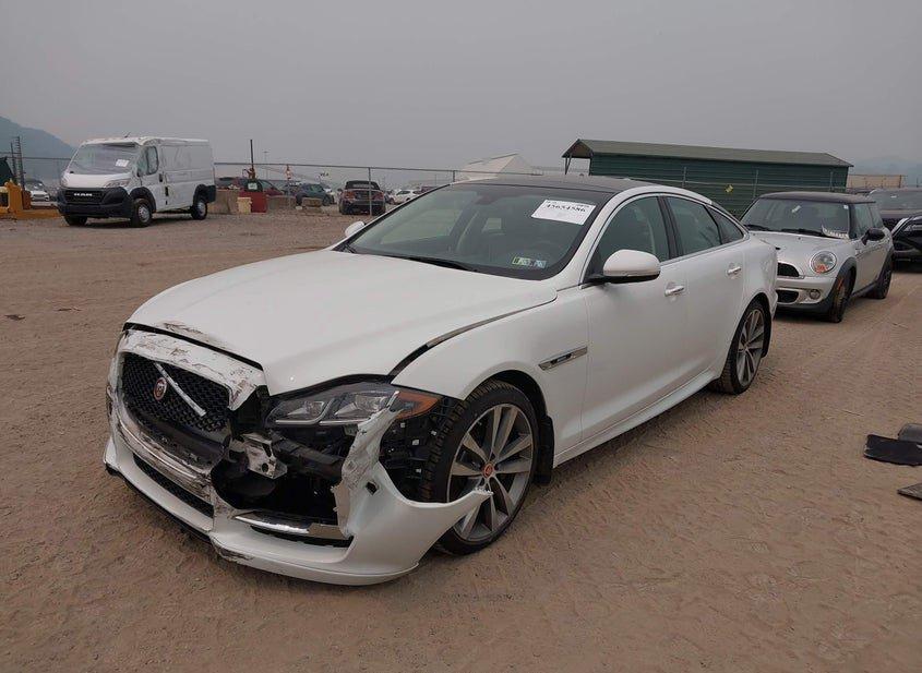 Jaguar Xj