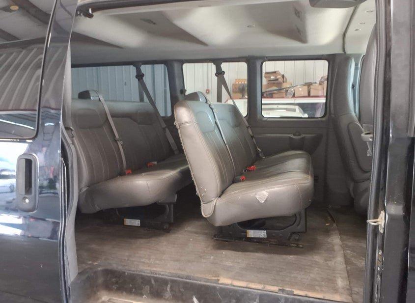 Chevrolet Express 3500