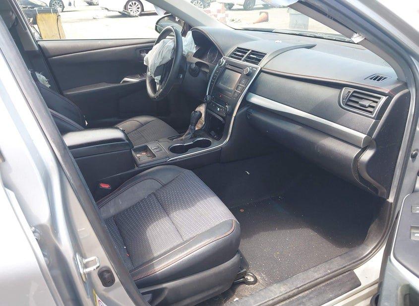 Toyota Camry Hybrid