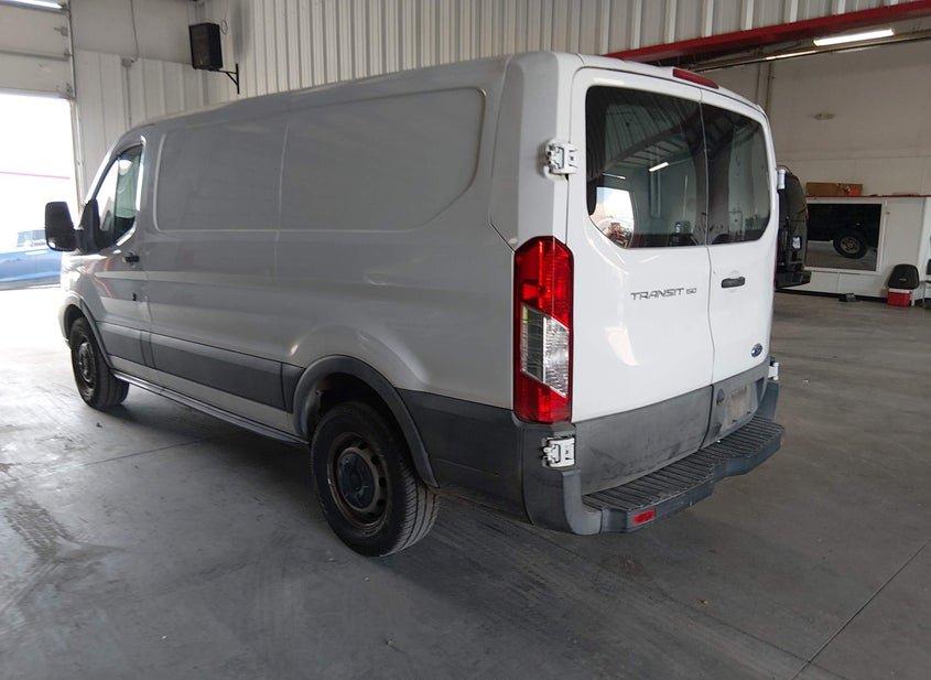 Ford Transit-150