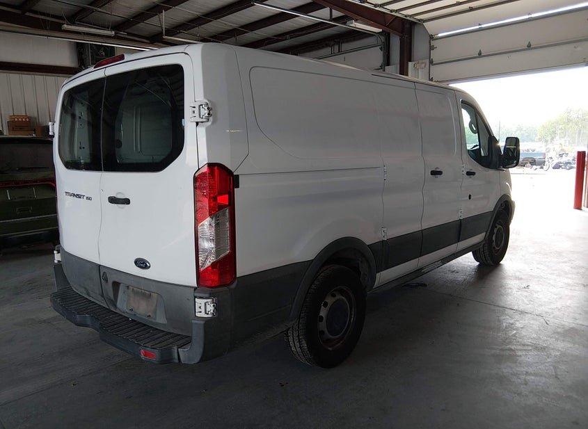 Ford Transit-150