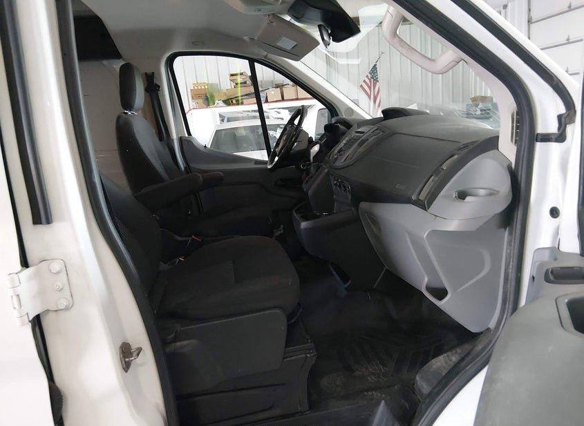 Ford Transit-150