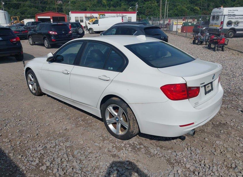 BMW 320I