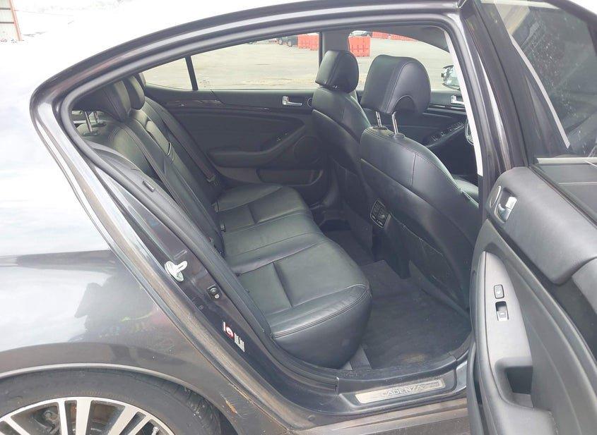 Kia Cadenza