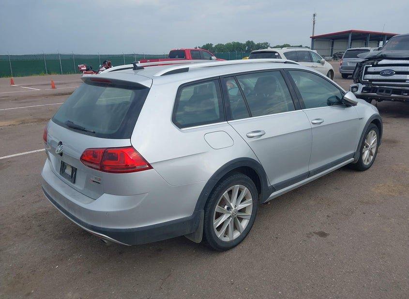 Volkswagen Golf Alltrack