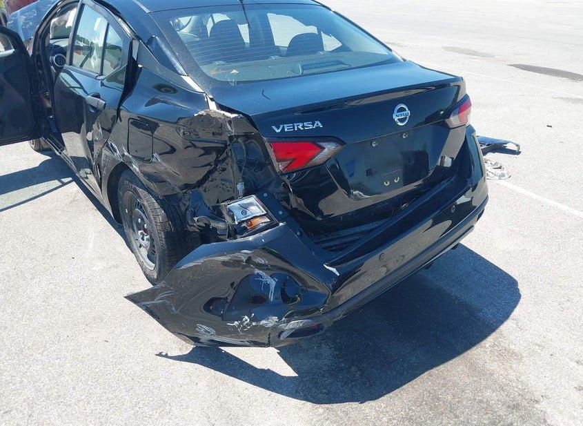 Nissan Versa