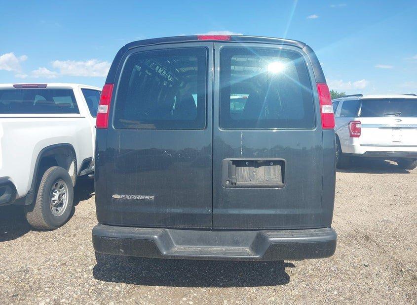 Chevrolet Express 2500