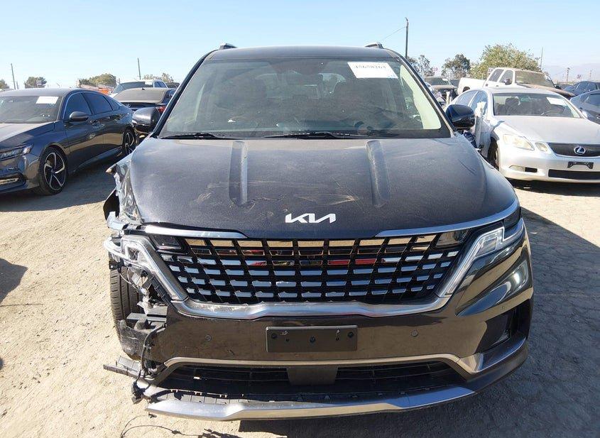 Kia Carnival Mpv