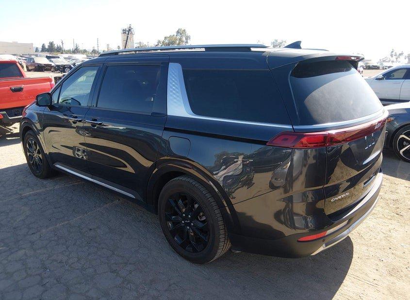 Kia Carnival Mpv