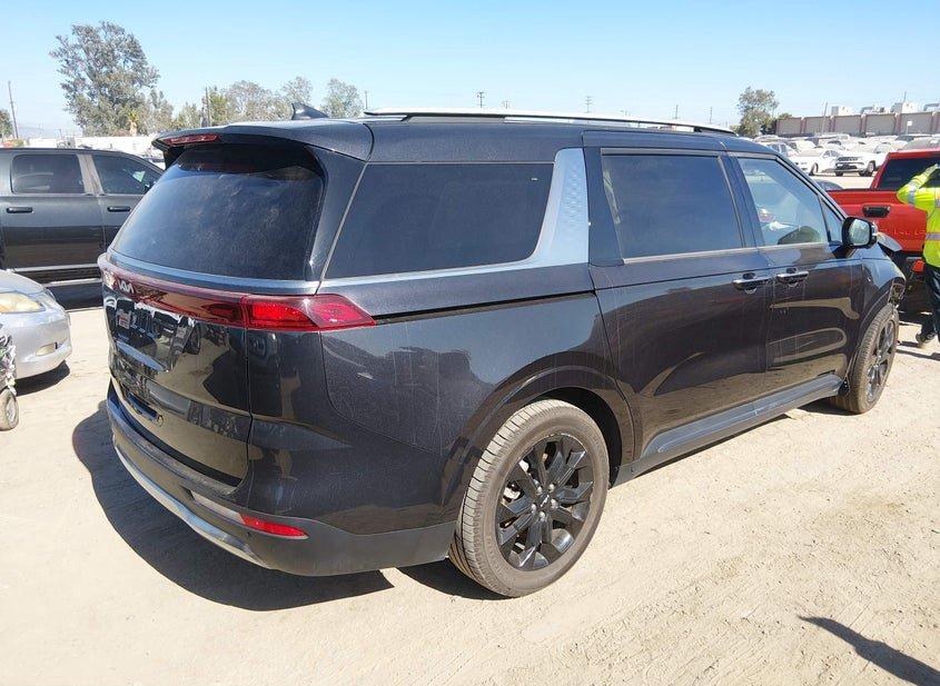 Kia Carnival Mpv