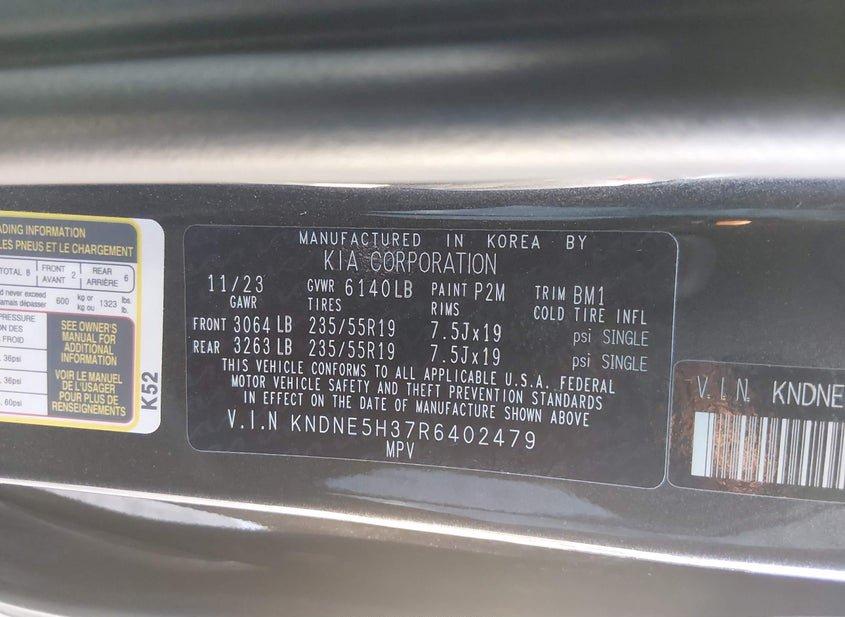 Kia Carnival Mpv