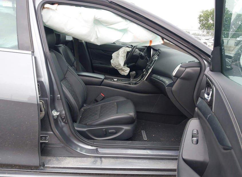 Nissan Maxima