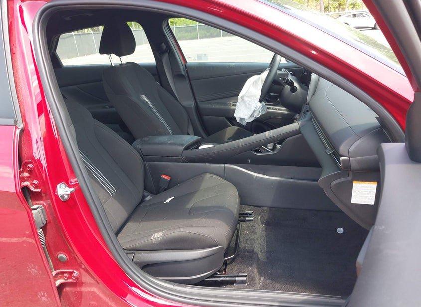 Hyundai Elantra Hybrid