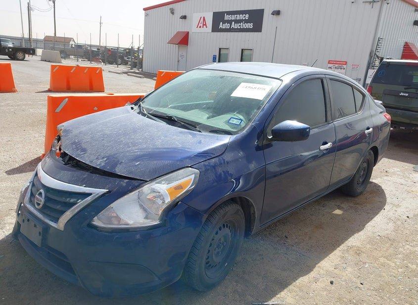 Nissan Versa