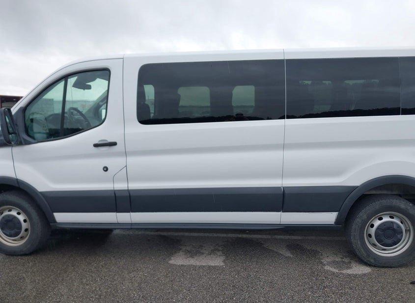 Ford Transit-350