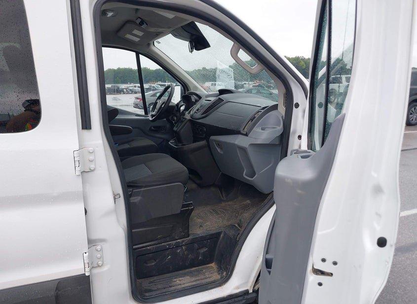 Ford Transit-350