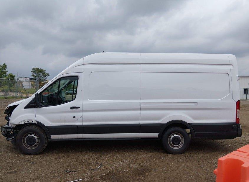 Ford Transit-250 Cargo Van