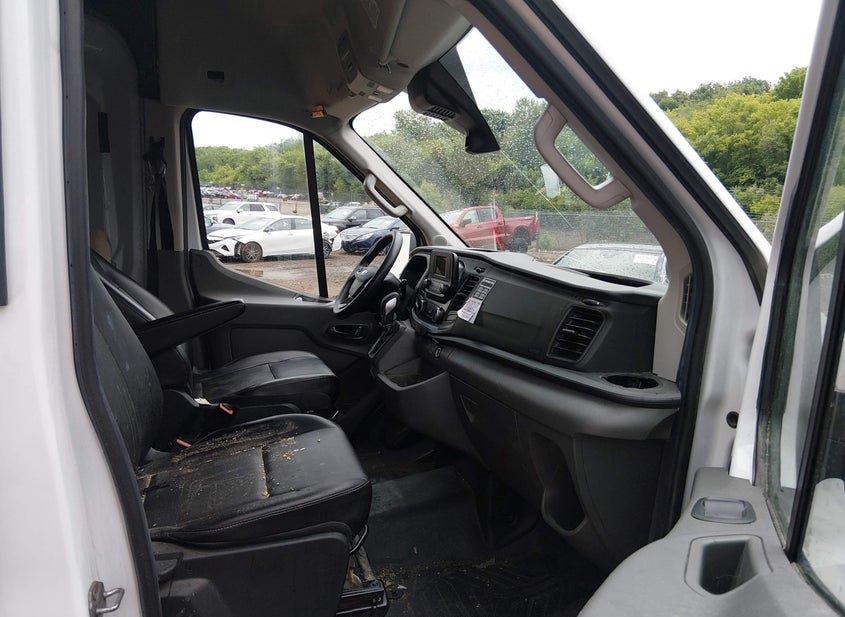 Ford Transit-250 Cargo Van