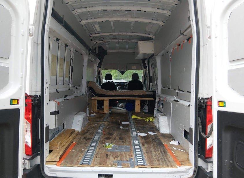 Ford Transit-250 Cargo Van