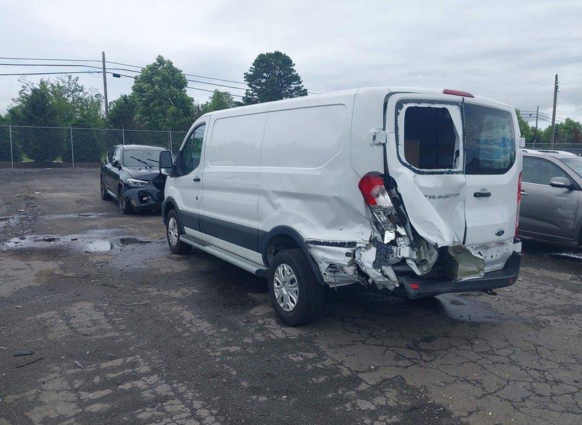 Ford Transit-250