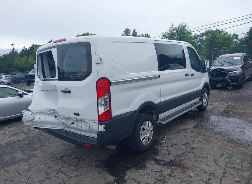 Ford Transit-250