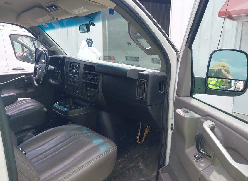 Chevrolet Express 3500