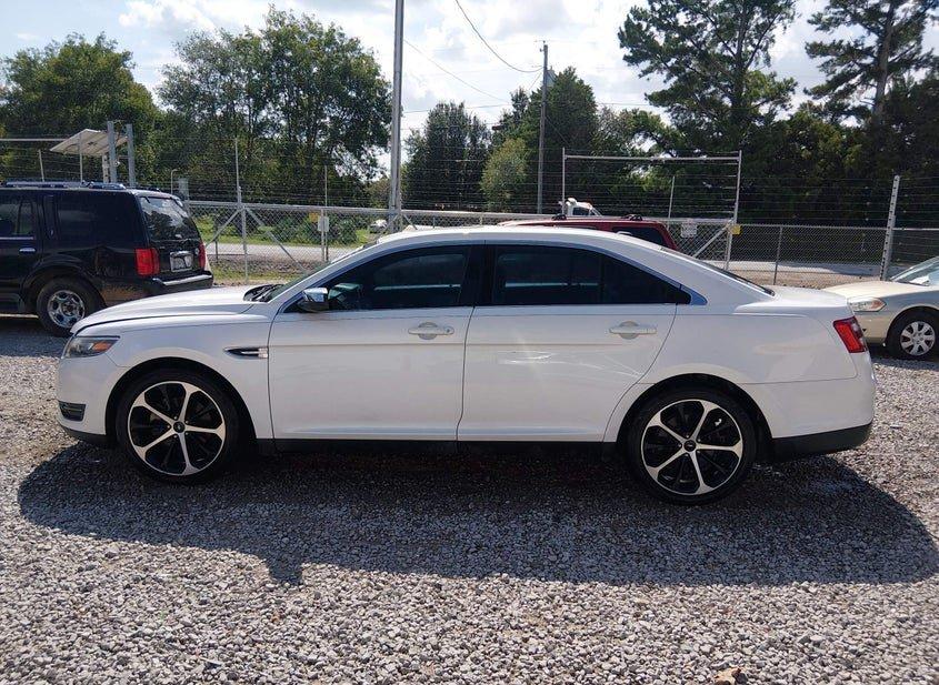 Ford Taurus