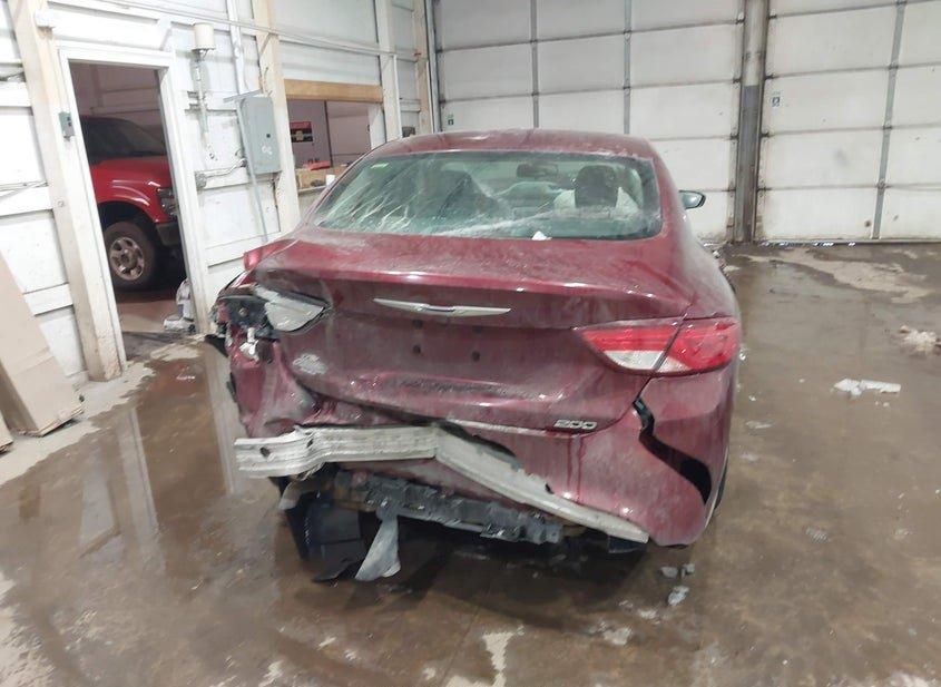 Chrysler 200
