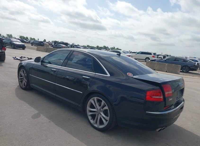 Audi S8
