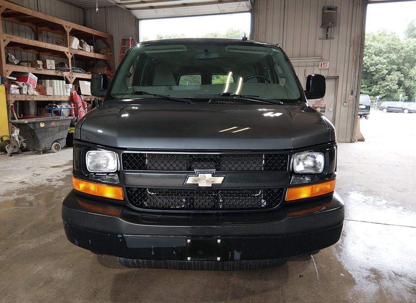 Chevrolet Express 2500