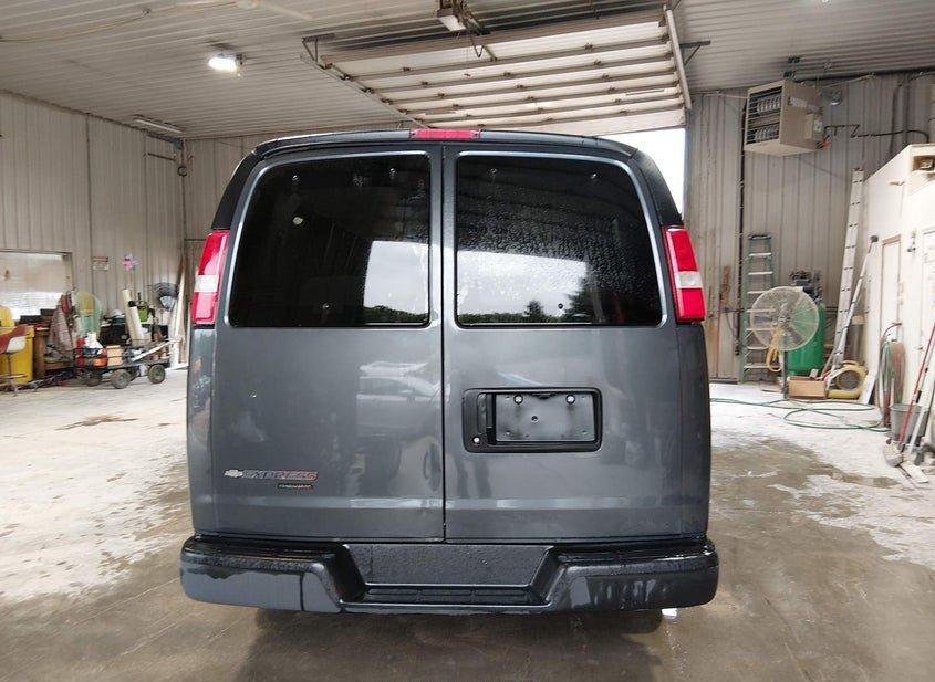 Chevrolet Express 2500