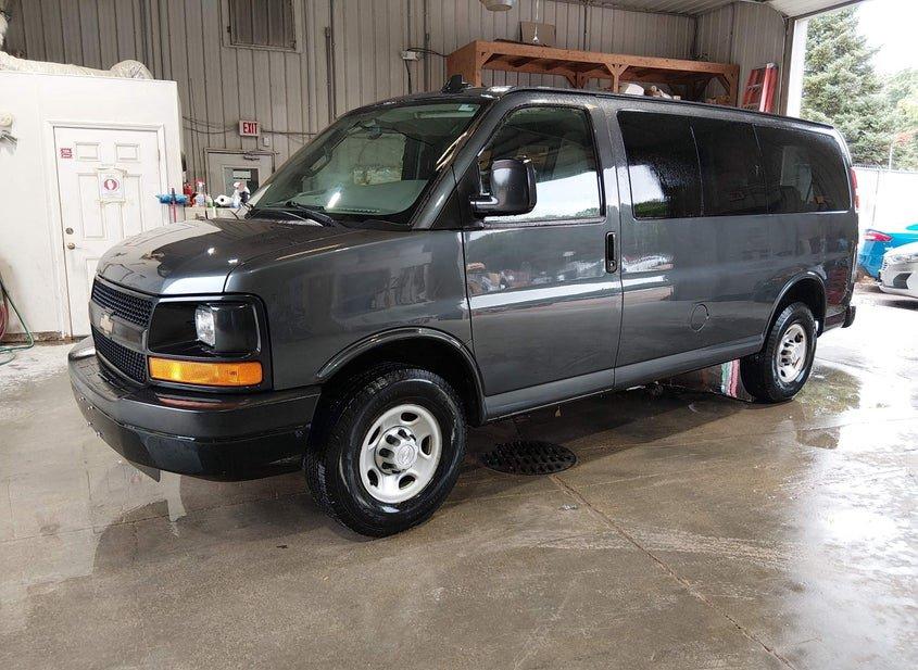 Chevrolet Express 2500