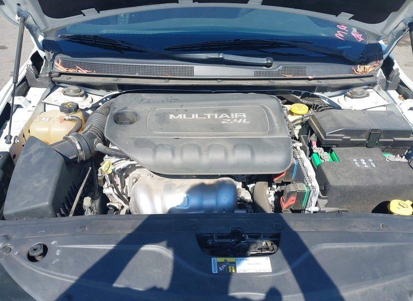 Chrysler 200
