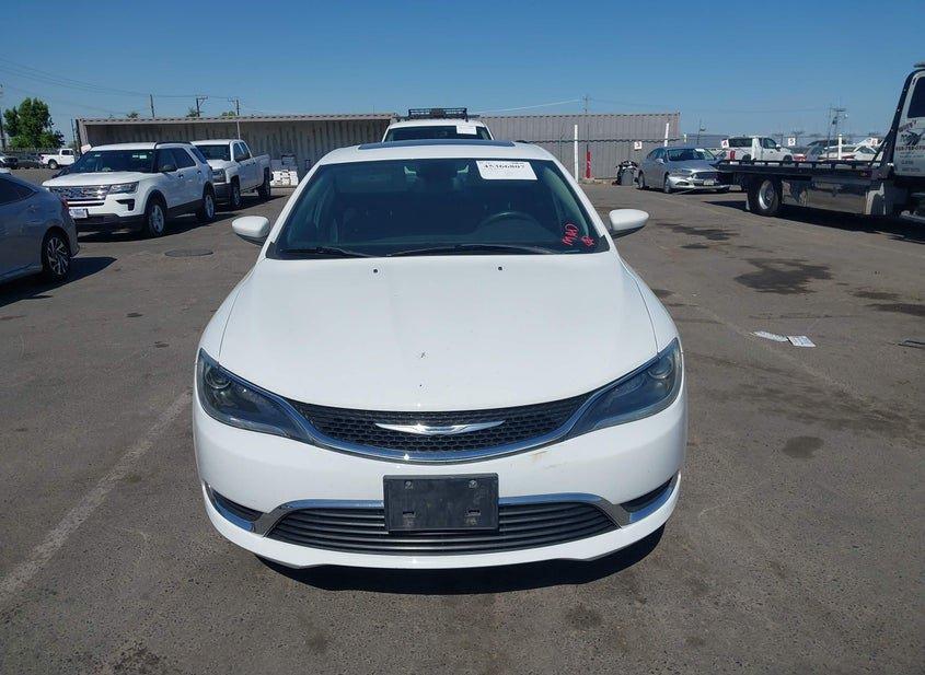 Chrysler 200