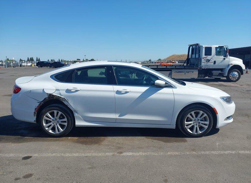 Chrysler 200