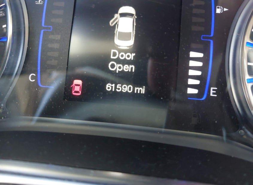 Chrysler 200