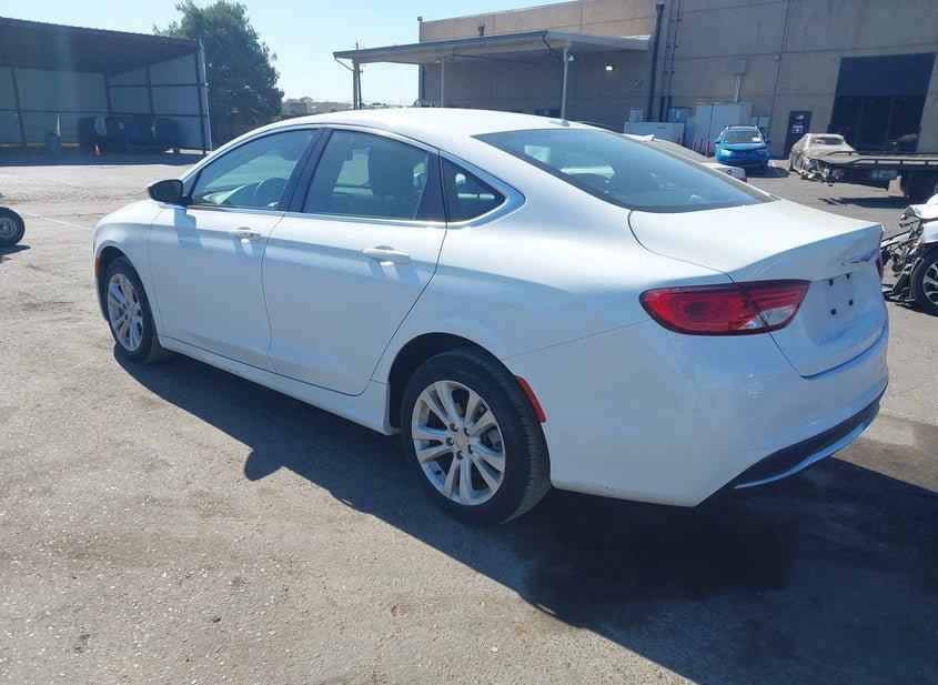 Chrysler 200