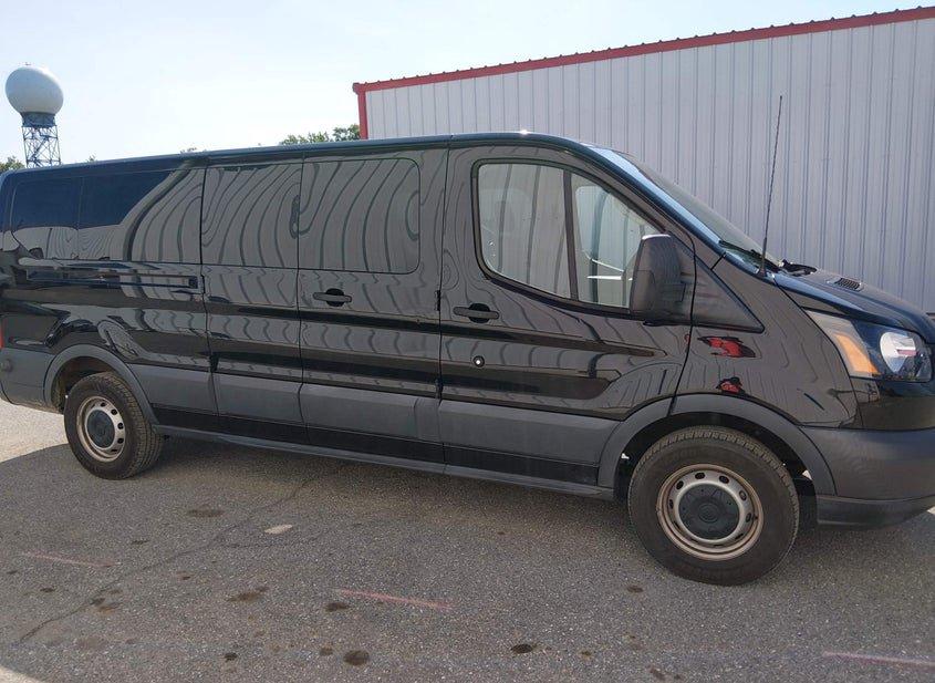 Ford Transit-350