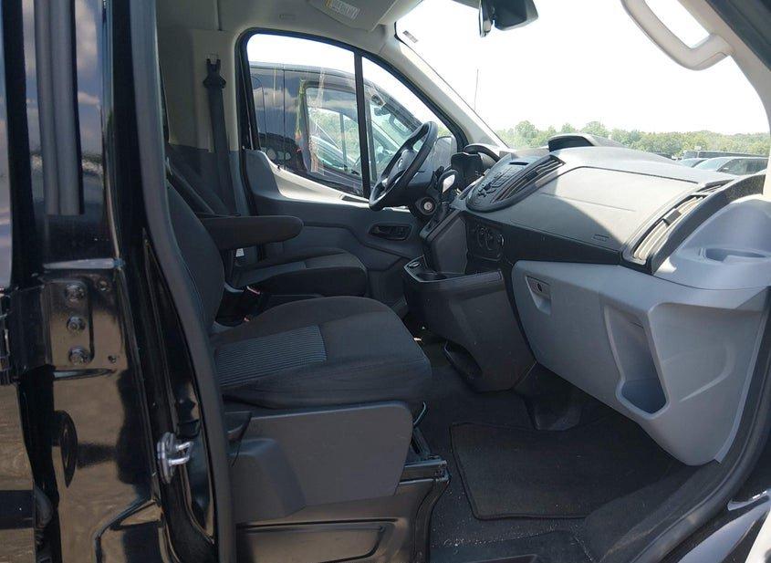 Ford Transit-350