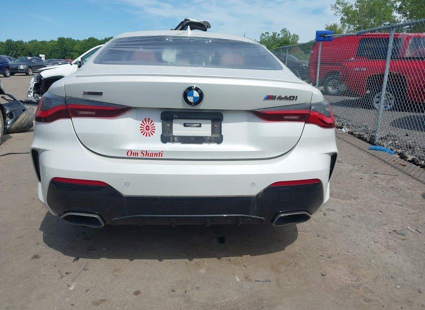 BMW M440I