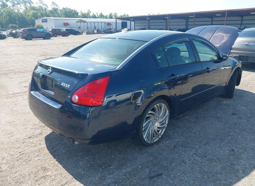 Nissan Maxima